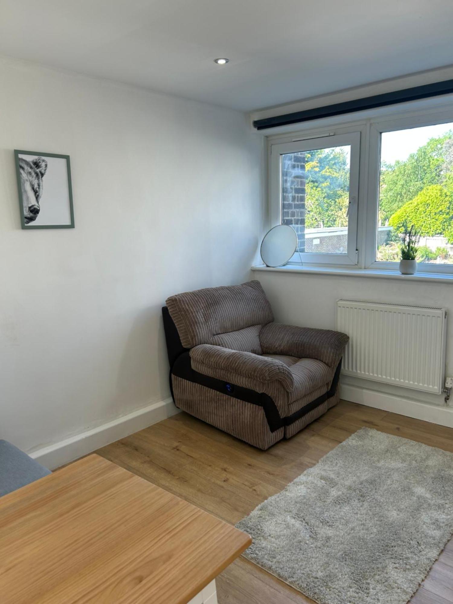 1 Bedroom Near Wimbledon Lawn Tennis Museum Apartment London